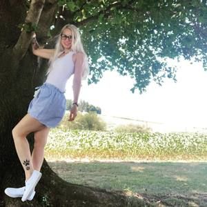 Meet your Posher, Jessica sue